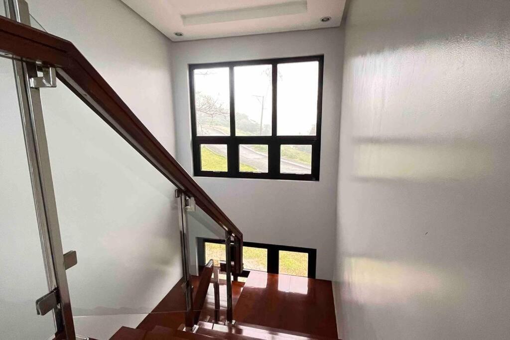 Overlooking Staycation At Sandari Batulao Tagaytay City Eksteriør bilde